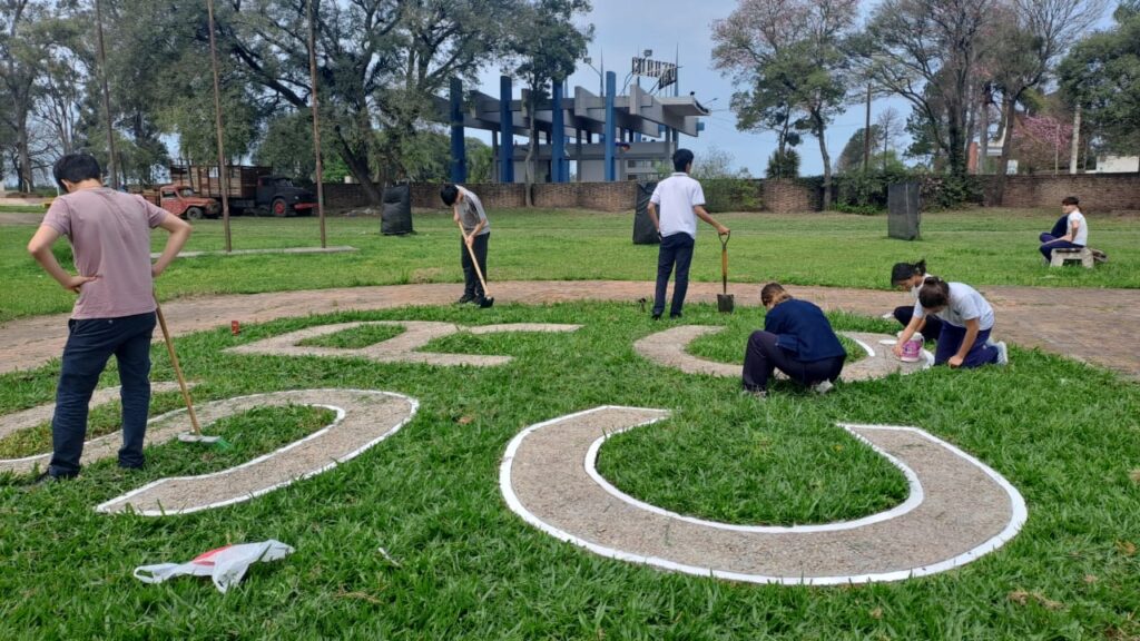 Arborización de la plazoleta de la Sociedad Rural de Curuzú Cuatiá