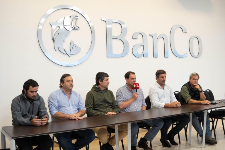 Lanzamiento de prensa: Exposición “Brangus del Ñandubay”. Salón Banco de Corrientes.